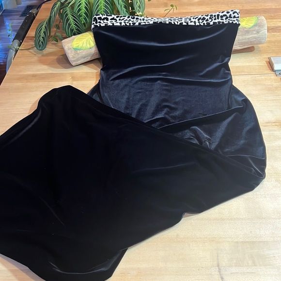 Absolutely gorgeous vintage Jessica Mclintock black velvet and leopard dress 😍 - Picture 1 of 9